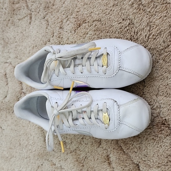 Nike Classic Cortez White Topaz Gold 2019 Womens 8.5 - Picture 3 of 16